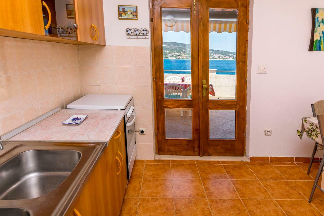 Apartments Bozo Ražanj エクステリア 写真